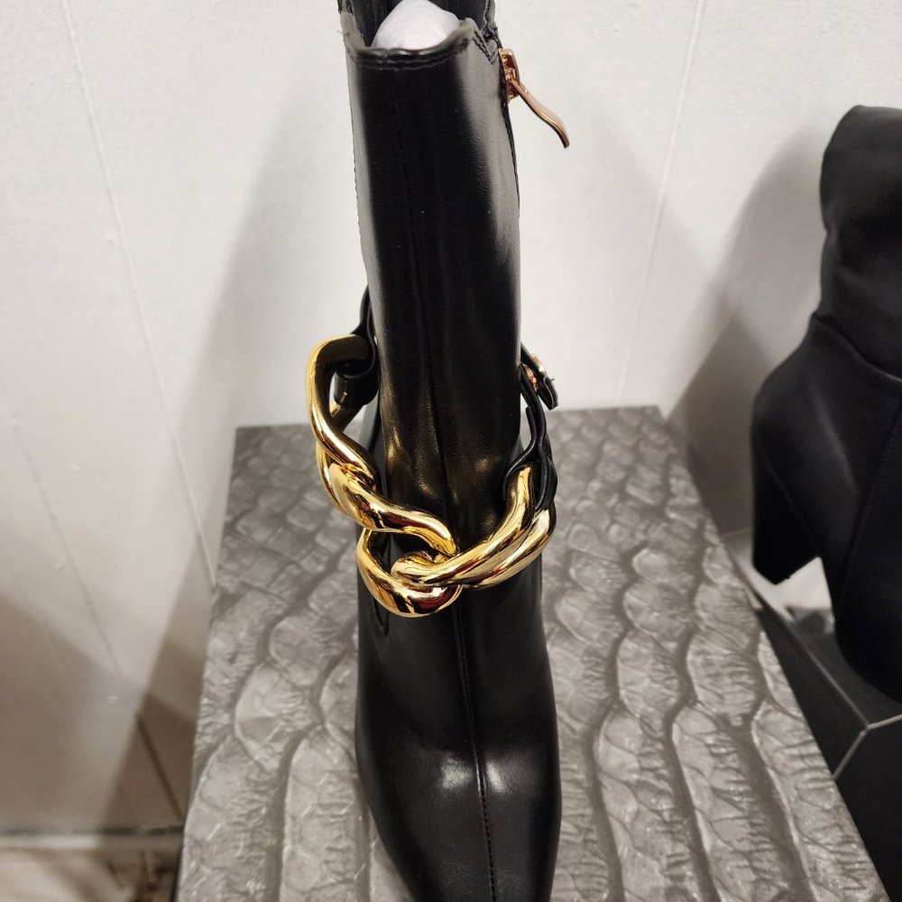 Boots - Picture 2 of 3